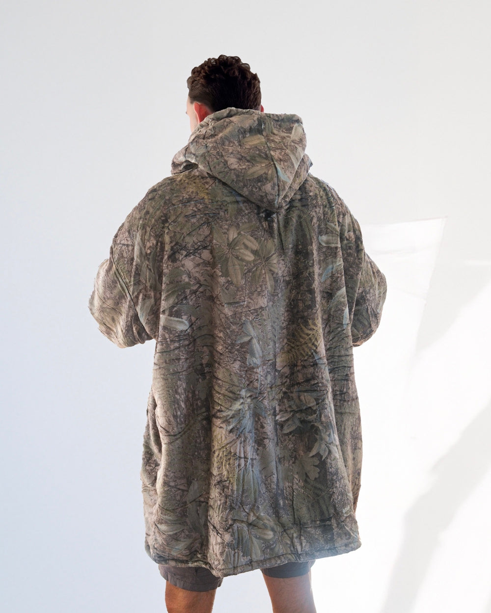 ADULT BLANKET HOODIE - CAMO GREEN