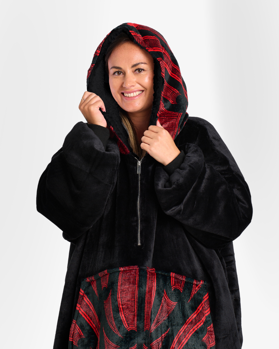 Lycan blanket hoodie black red Maori design - mobile hero